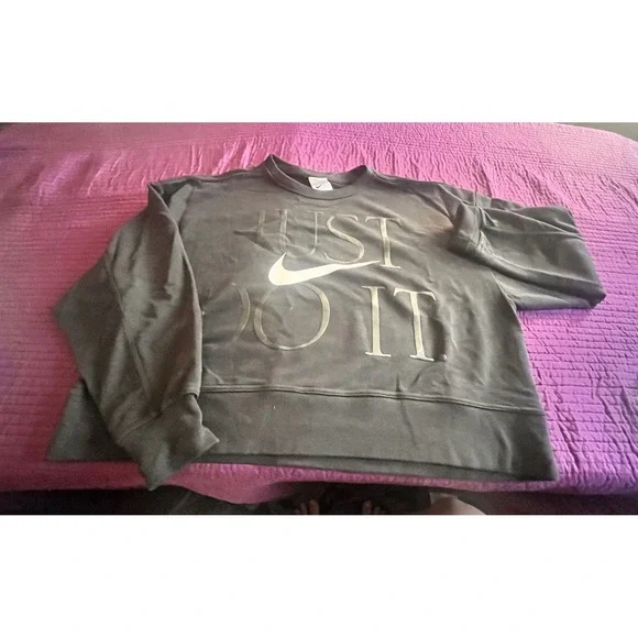 Nike Dri Fit Crewneck Sweatshirt Just Do It Logo Women's Size M - Picture 1 of 5